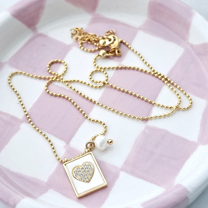 COLAR CORAÇÃO COM BRILHO