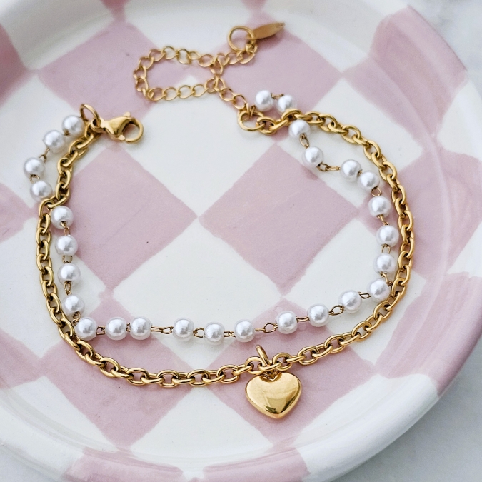 PULSEIRA DUPLA COM PÉROLAS E CORAÇÃO
