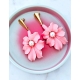 BRINCOS FLOR ROSA COM PÉROLA